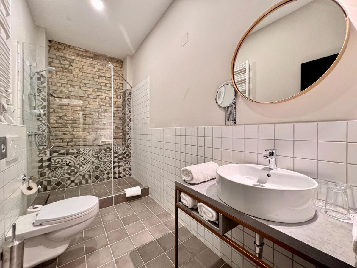 Bazaar Boutique Residence บูดาเปสต์ ภายนอก รูปภาพ