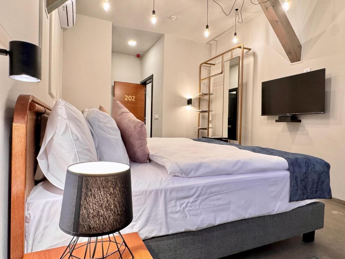Bazaar Boutique Residence บูดาเปสต์ ภายนอก รูปภาพ