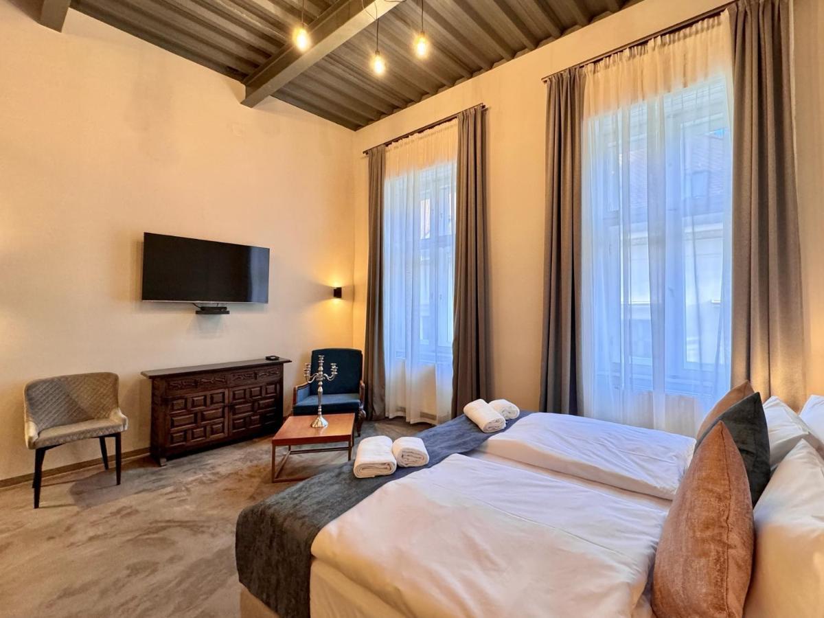 Bazaar Boutique Residence บูดาเปสต์ ภายนอก รูปภาพ